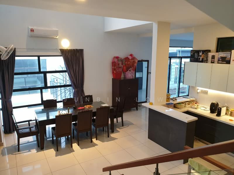 Rumah Berkembar untuk Disewa di 16 Sierra (Puchong) - Junbin Low - Dining Room - PropertyGuru.com.my