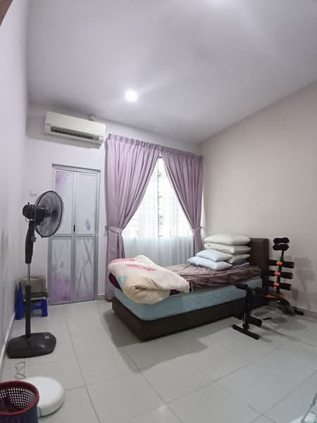 2-storey Terraced House for Sale in Taman Kota Jaya (Kota Tinggi) - Max Loh - Bedroom - PropertyGuru.com.my