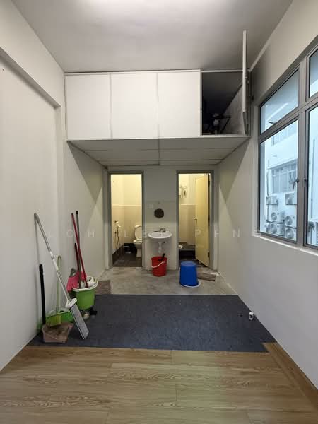 Shop / Office for Rent in Taman Ungku Tun Aminah (Skudai) - Loh Lee Peng - Bathroom - PropertyGuru.com.my