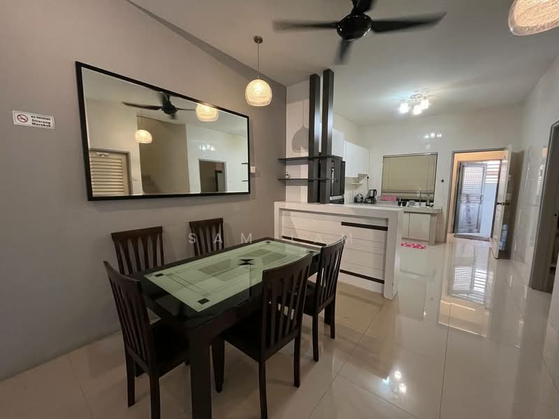 Rumah Teres 2 Tingkat untuk Dijual di Bercham (Ipoh) - Sam Lam - Dining Room - PropertyGuru.com.my