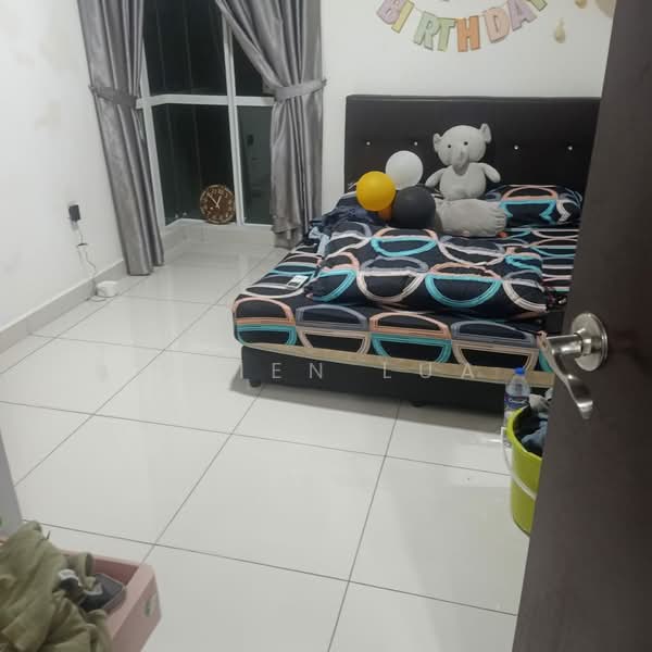 Servis Apartment untuk Dijual di KSL Residence @ Daya - Vlien Lua - Bedroom - PropertyGuru.com.my