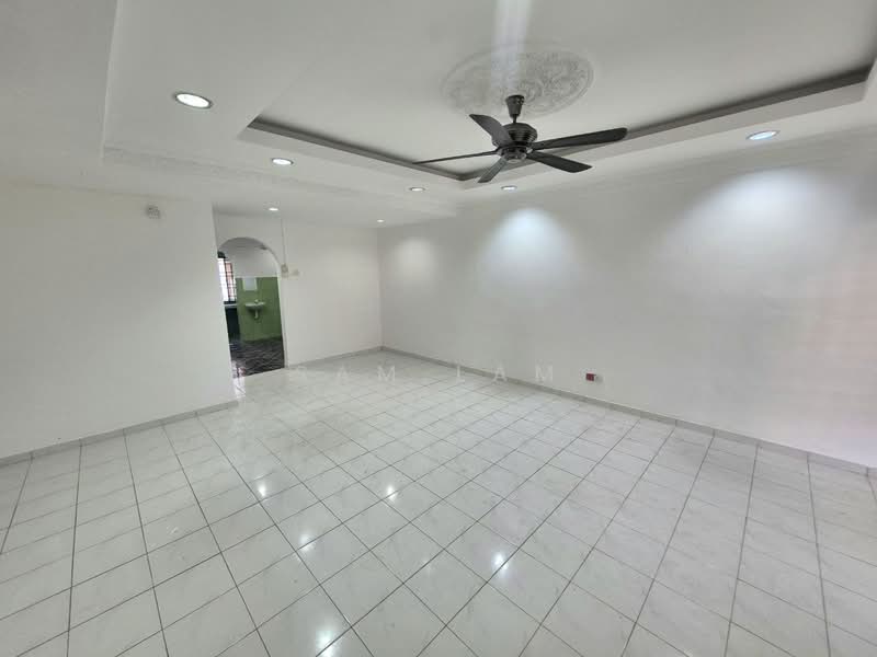 Rumah Teres 2 Tingkat untuk Dijual di Bercham (Ipoh) - Sam Lam - Living Room - PropertyGuru.com.my