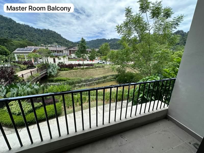 Terraced House for Sale in Gombak (Selangor) - Sand Yip - Balcony - PropertyGuru.com.my