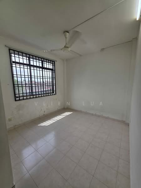 Flat for Rent at Taman Daya - Jalan Nibong 14 - Vlien Lua - Interior - PropertyGuru.com.my