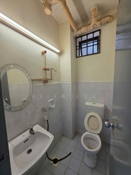 Flat for Rent at Taman Daya - Jalan Nibong 14 - Vlien Lua - Bathroom - PropertyGuru.com.my