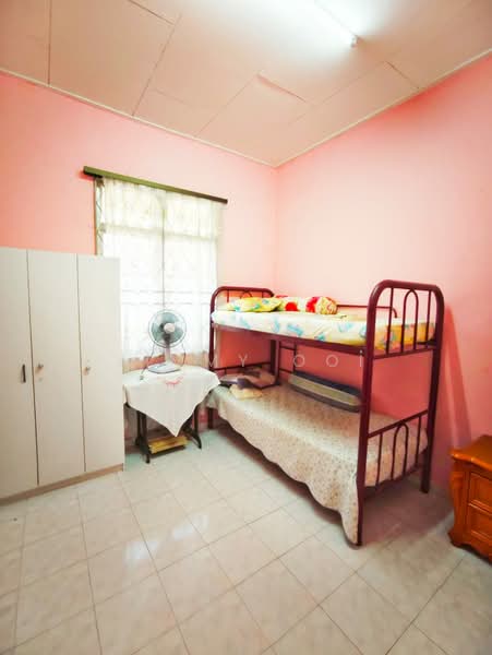 Rumah Teres 1 Tingkat untuk Dijual di Senai (Kulai) - Jimmy Ooi - Bedroom - PropertyGuru.com.my