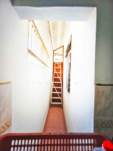 Rumah Teres 1 Tingkat untuk Dijual di Senai (Kulai) - Jimmy Ooi - Corridor - PropertyGuru.com.my