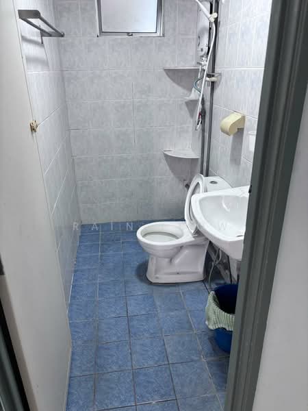 Condominium for Rent at Angkasa Condominiums - Rain Leow - Bathroom - PropertyGuru.com.my
