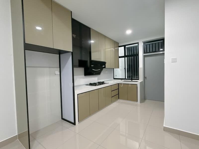 Terraced House for Rent in Taman Ponderosa (Johor Bahru) - Lim Tze Jie - Kitchen - PropertyGuru.com.my