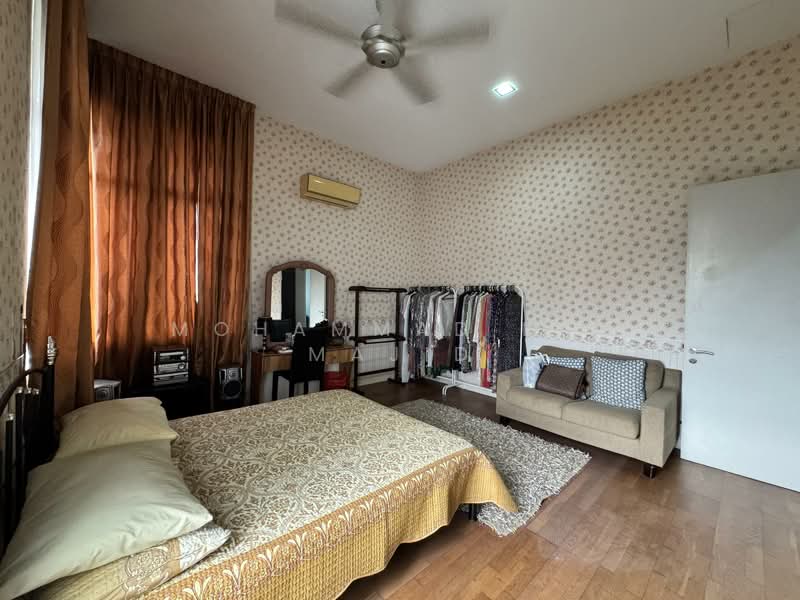Rumah Banglo untuk Dijual di Shah Alam (Selangor) - Mohammad Din Majid - Bedroom - PropertyGuru.com.my