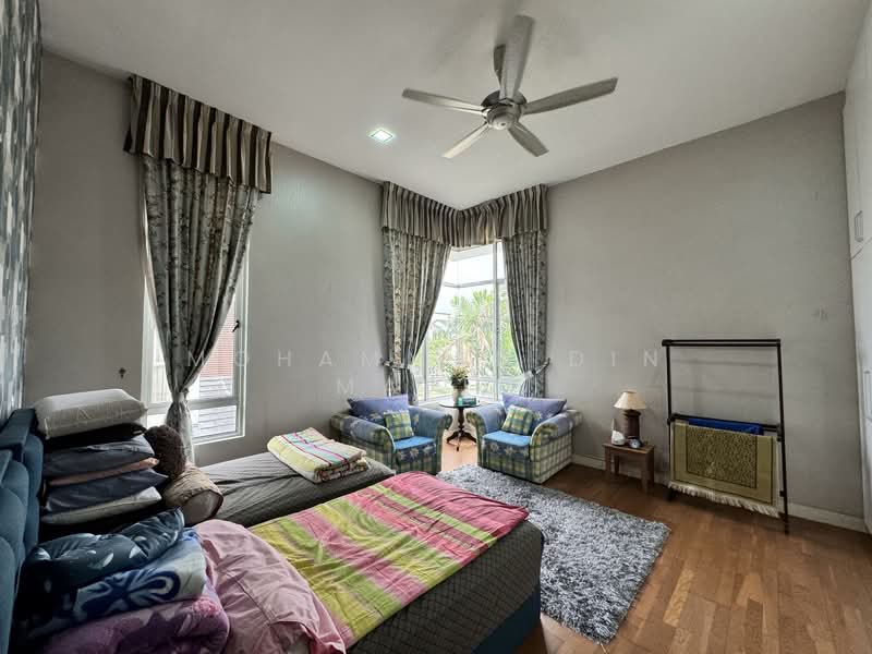 Rumah Banglo untuk Dijual di Shah Alam (Selangor) - Mohammad Din Majid - Bedroom - PropertyGuru.com.my
