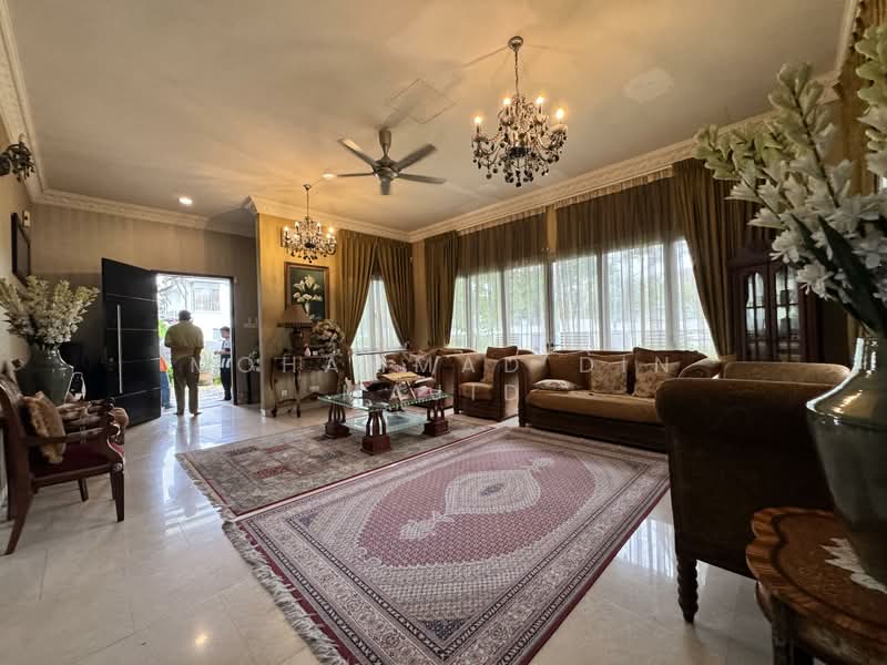 Rumah Banglo untuk Dijual di Shah Alam (Selangor) - Mohammad Din Majid - Living Room - PropertyGuru.com.my