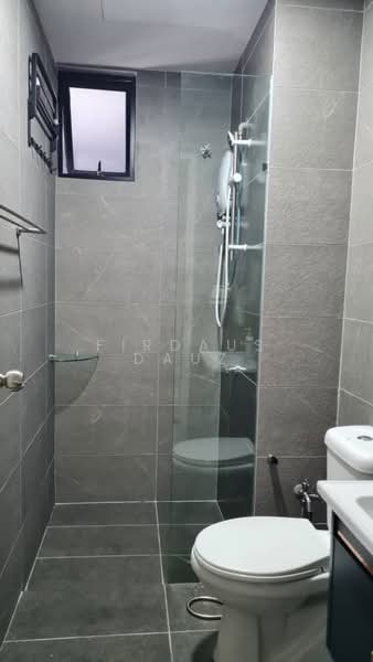 Service Residence for Sale at Majestic Maxim - Firdaus Dauz - Bathroom - PropertyGuru.com.my