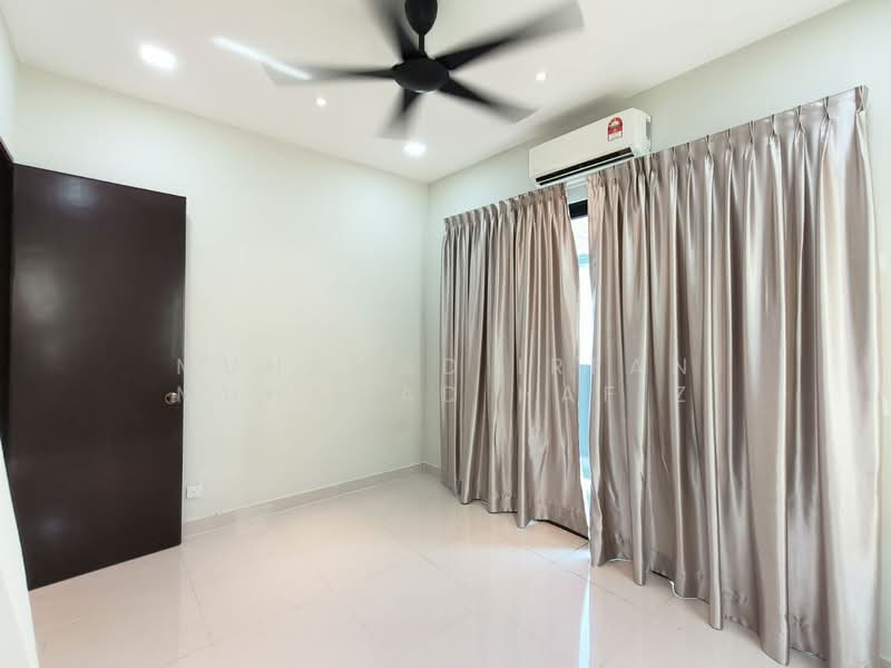 2.5-storey Terraced House for Sale in Seksyen 16 (Shah Alam) - Muhamad Irfan Muhamad Hafiz - Bedroom - PropertyGuru.com.my