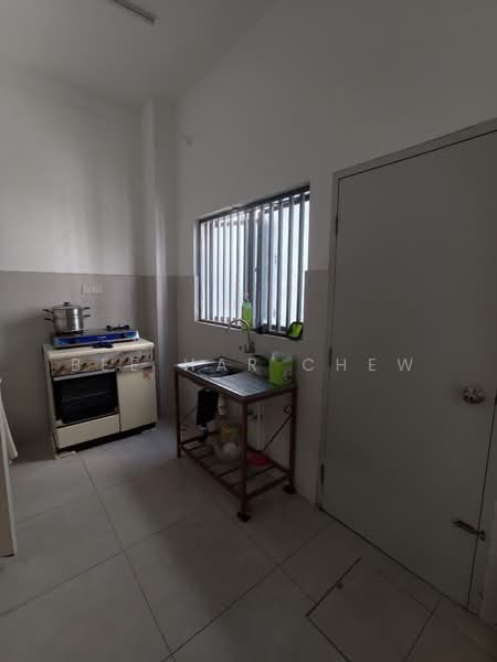 Rumah Teres 2 Tingkat untuk Dijual di Setia Alam (Selangor) - Bee Har Chew - Kitchen - PropertyGuru.com.my