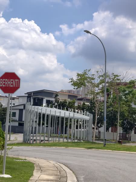 Rumah Teres 2 Tingkat untuk Dijual di Setia Alam (Selangor) - Bee Har Chew - Exterior - PropertyGuru.com.my