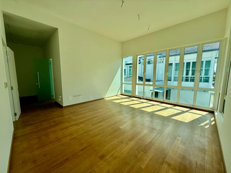 Semi-Detached House for Sale in Bandar Sri Sendayan (Negeri Sembilan) - Zaty Jasmin - Living Room - PropertyGuru.com.my