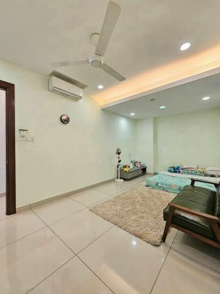 Cluster House for Sale in Taman Gaya (Ulu Tiram) - Jaslyn Tan - Bedroom - PropertyGuru.com.my
