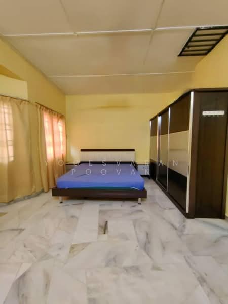 2-storey Terraced House for Sale in Sepang (Selangor) - Yogesvaran Poovan - Bedroom - PropertyGuru.com.my