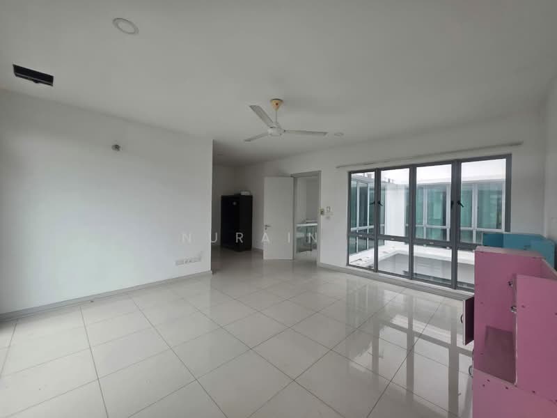 2-storey Terraced House for Sale in Setia Eco Glades (Cyberjaya) - Nurain . - Living Room - PropertyGuru.com.my