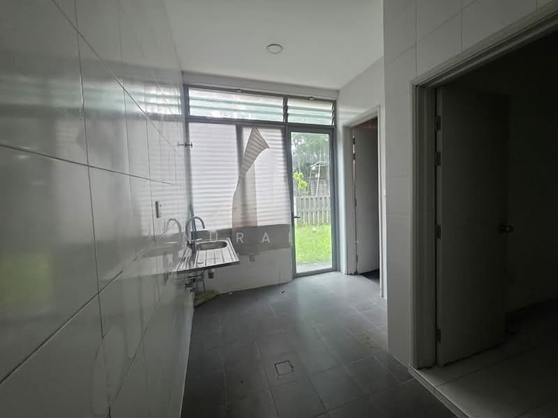 2-storey Terraced House for Sale in Setia Eco Glades (Cyberjaya) - Nurain . - Kitchen - PropertyGuru.com.my