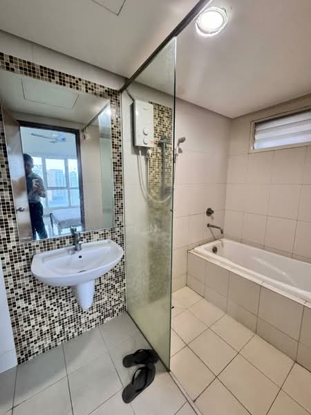 Service Residence for Sale at Titiwangsa Sentral - Kin . - Bathroom - PropertyGuru.com.my