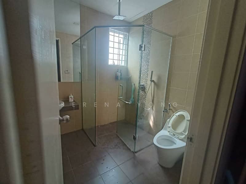Kondominium untuk Dijual di 8 Petaling - Serena Yong - Bathroom - PropertyGuru.com.my
