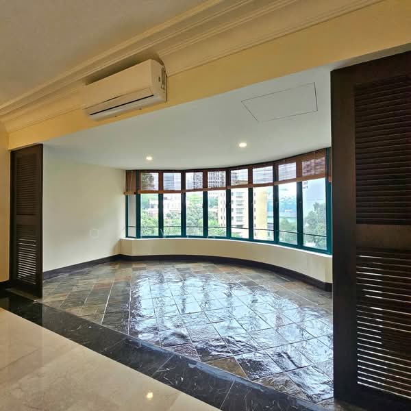 Kondominium untuk Disewa di Regency Tower - Olivia Yap - Living Room - PropertyGuru.com.my