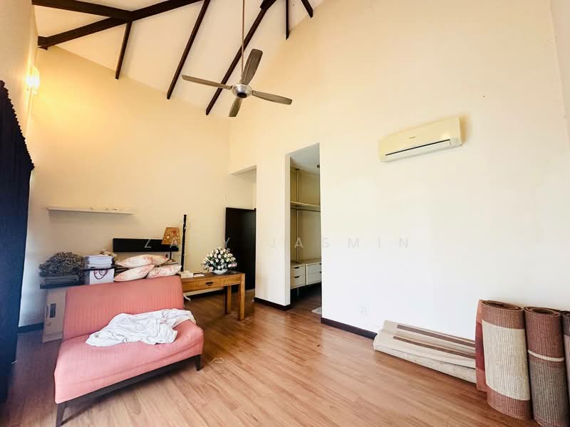 Bungalow for Sale in Bandar Seri Putra (Bangi) - Zaty Jasmin - Living Room - PropertyGuru.com.my