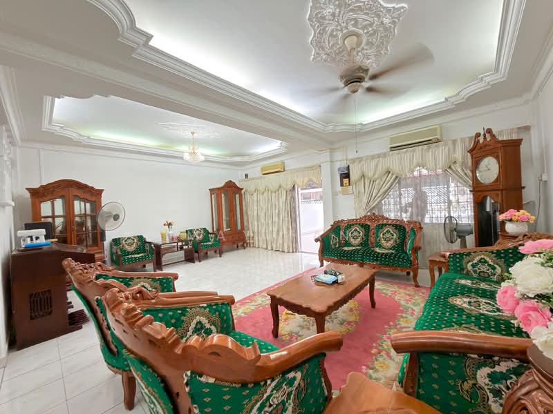 2-storey Terraced House for Sale in Taman Kluang (Kluang) - May Tan - PropertyGuru.com.my