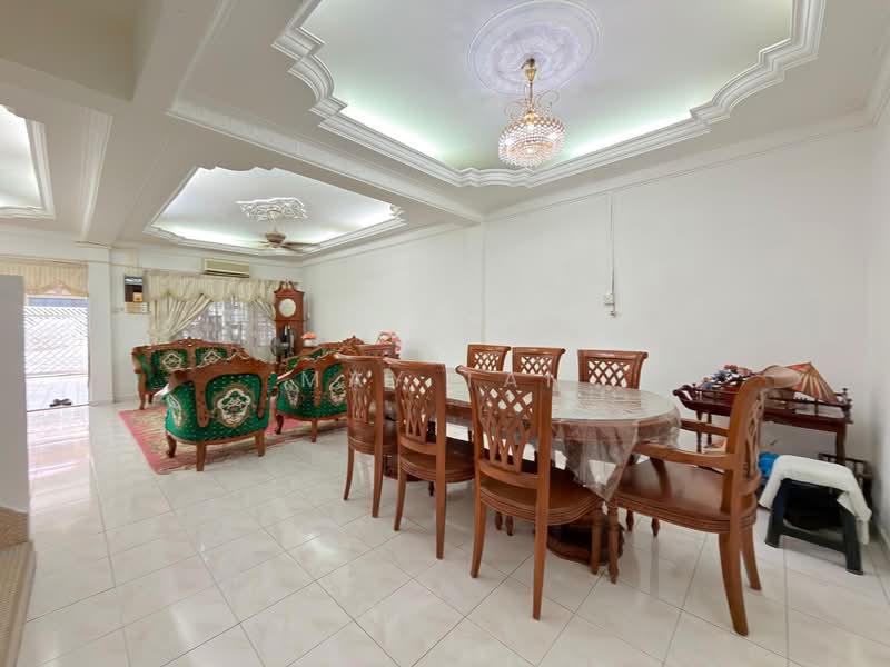 2-storey Terraced House for Sale in Taman Kluang (Kluang) - May Tan - PropertyGuru.com.my