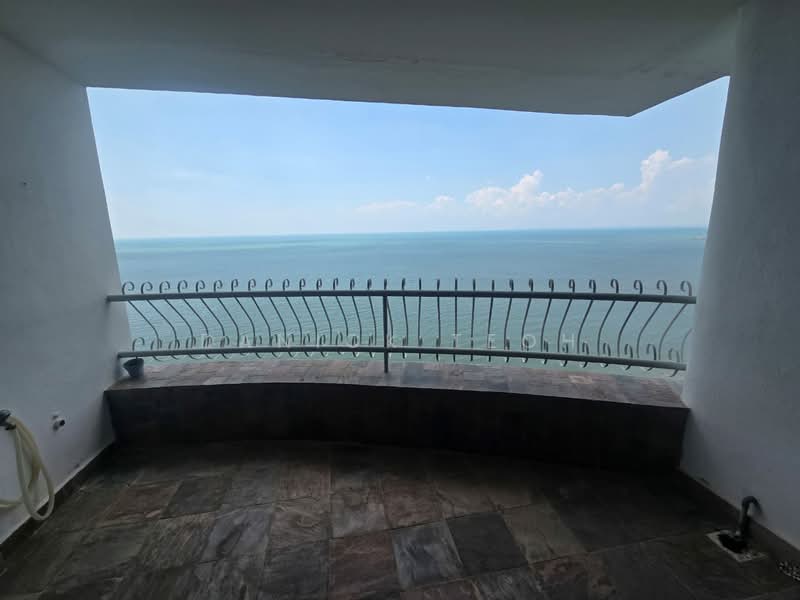 Kondominium untuk Dijual di Villa Ria - Danick Teoh - Balcony - PropertyGuru.com.my