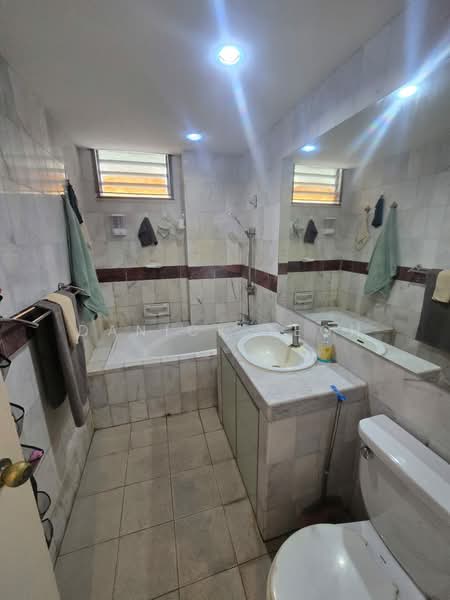 Kondominium untuk Dijual di Villa Ria - Danick Teoh - Bathroom - PropertyGuru.com.my