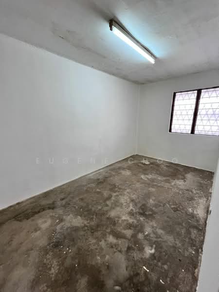 Flat for Sale at Flat Pandan Indah 3/3 - Eugene Choo - Interior - PropertyGuru.com.my