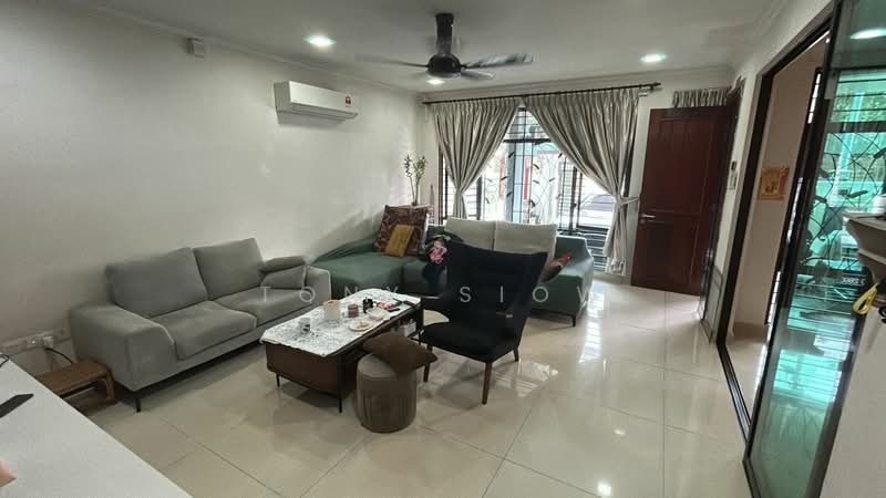 2-storey Terraced House for Sale in Petaling Jaya (Selangor) - Tony Siow - Living Room - PropertyGuru.com.my