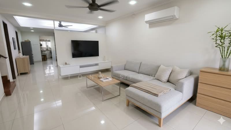 2-storey Terraced House for Sale in Petaling Jaya (Selangor) - Tony Siow - Illustration Living Room - PropertyGuru.com.my