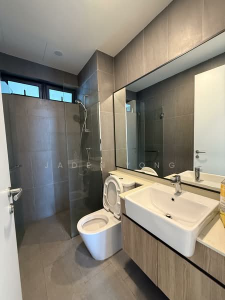 Service Residence for Rent at 10 Stonor - Jaden Yong - Bathroom - PropertyGuru.com.my