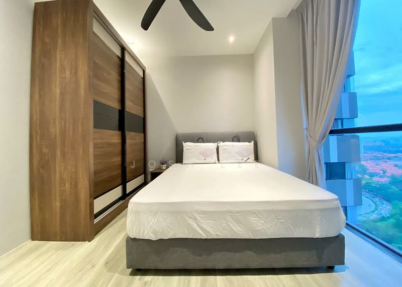 Kediaman Servis untuk Dijual di Lumi Tropicana Serviced Residence - Josh Lee - Bedroom - PropertyGuru.com.my