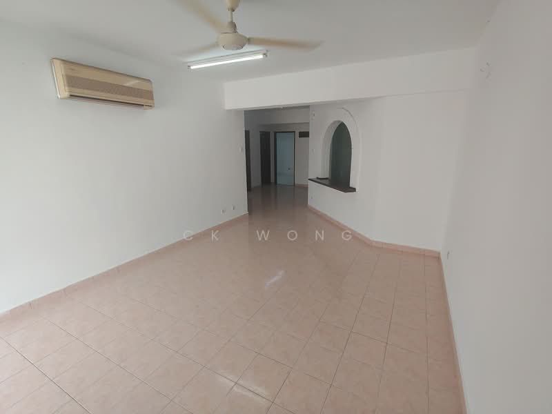 Kondominium untuk Dijual di Menara City One - CK Wong - Living Room - PropertyGuru.com.my