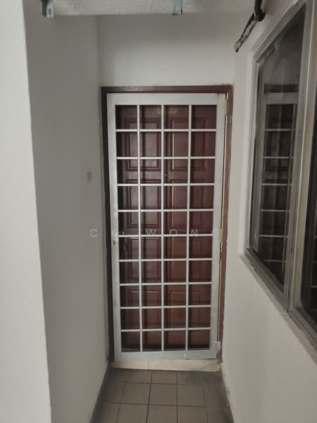 Kondominium untuk Dijual di Menara City One - CK Wong - Entrance - PropertyGuru.com.my