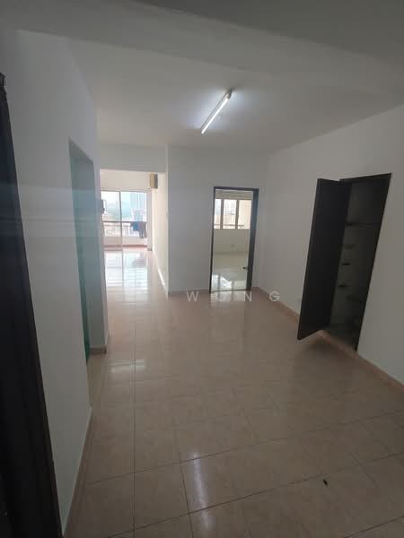 Kondominium untuk Dijual di Menara City One - CK Wong - Corridor - PropertyGuru.com.my