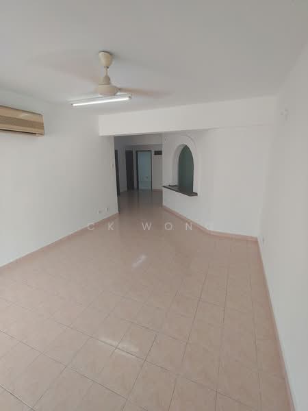 Kondominium untuk Dijual di Menara City One - CK Wong - Living Room - PropertyGuru.com.my