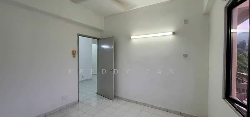 Kondominium untuk Dijual di Taman Desa Relau 2 - Freddy Tan - Interior - PropertyGuru.com.my