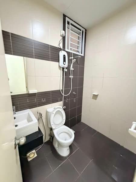 Apartment for Sale at Horizon Residence (Dwi Mutiara) - Lim Tze Jie - Bathroom - PropertyGuru.com.my