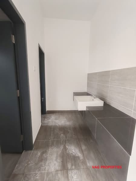 Shop for Sale in Horizon Hills (Iskandar Puteri (Nusajaya)) - Steve Tey - Interior - PropertyGuru.com.my