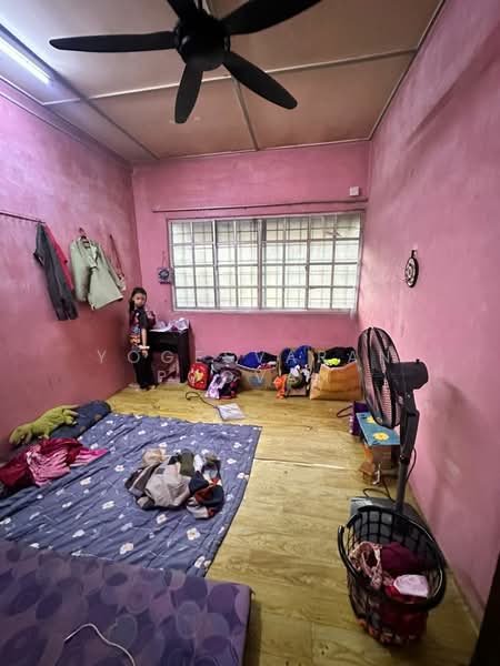 Rumah Teres 2 Tingkat untuk Dijual di Taman Sri Muda (Shah Alam) - Yogesvaran Poovan - Bedroom - PropertyGuru.com.my