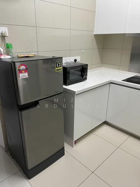 Servis Apartment untuk Disewa di PJ Midtown - Miza Abdullah - Kitchen - PropertyGuru.com.my