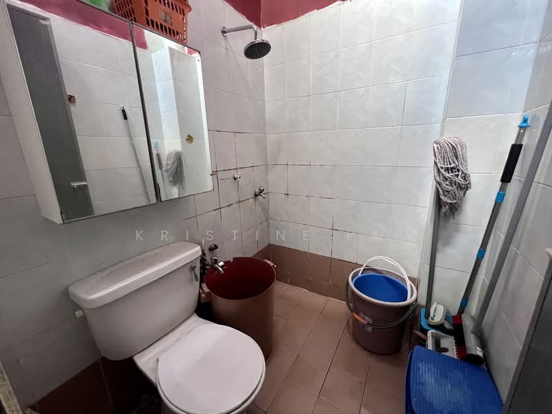 Rumah Teres 2 Tingkat untuk Dijual di Bandar Damai Perdana (Cheras) - Kristine Lai - Bathroom - PropertyGuru.com.my