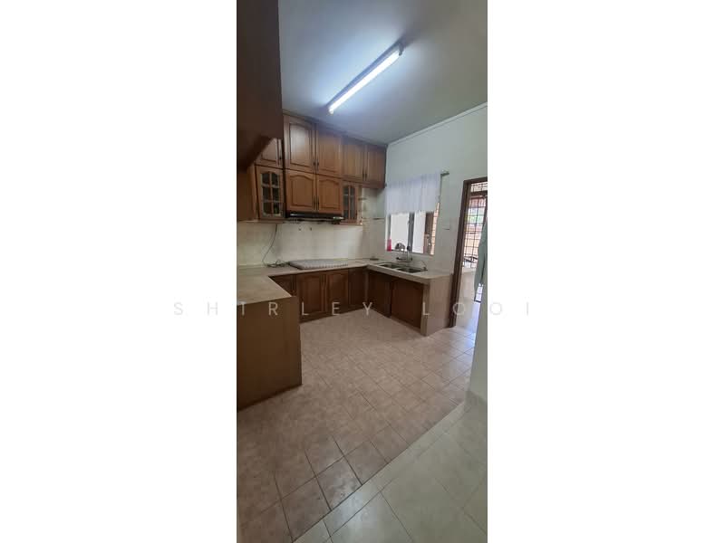 2-storey Terraced House for Sale in Bukit Jelutong (Shah Alam) - Shirley Looi - Kitchen - PropertyGuru.com.my