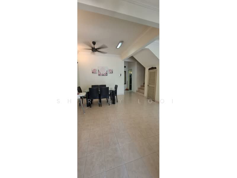 2-storey Terraced House for Sale in Bukit Jelutong (Shah Alam) - Shirley Looi - Living Room - PropertyGuru.com.my